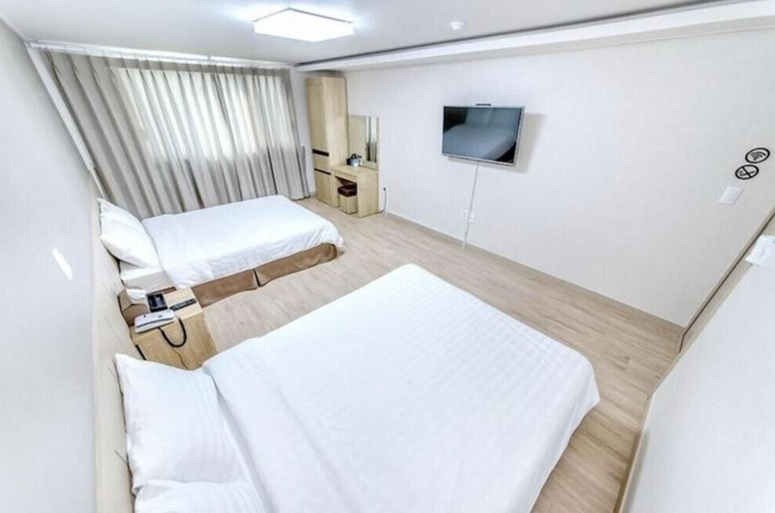 Sh Jungmoon City Stay Сеогвипо Екстериор снимка
